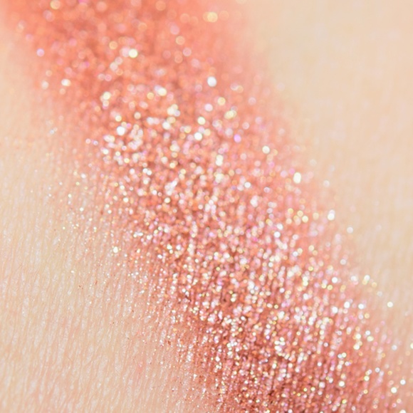 Kaja - Eye Bento Bouncy Eyeshadow Trio - 07 Glowing Guava - Picture 9 of 13